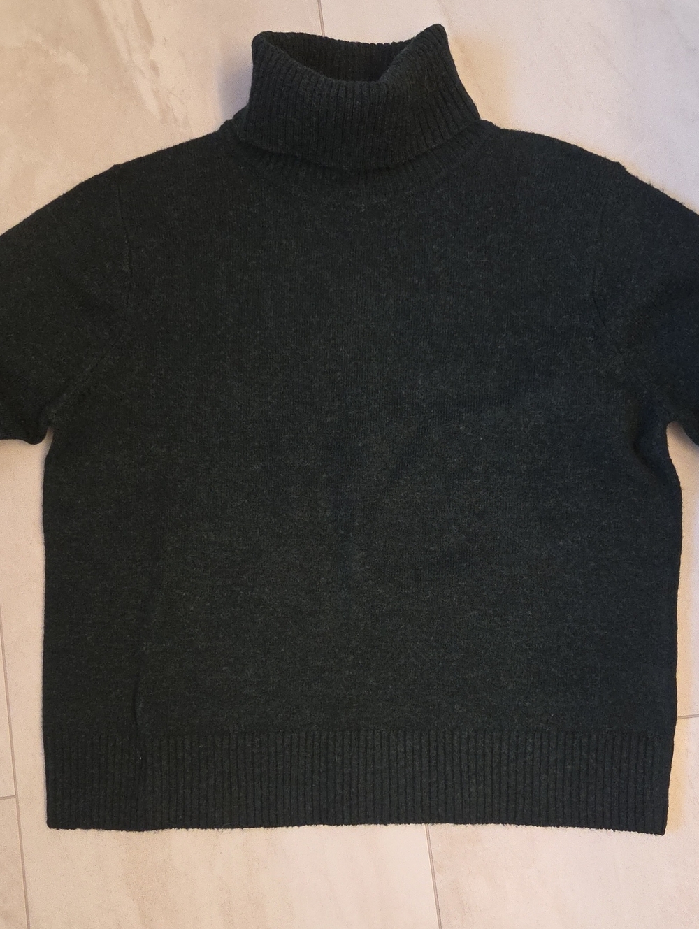 Women's Dark Green Turtleneck Sweater